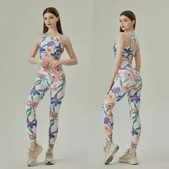 セットアップ 総柄 ポップ 花柄 ホワイト スポブラ レギンス ヨガパンツ 背中空きデザイン カラフル