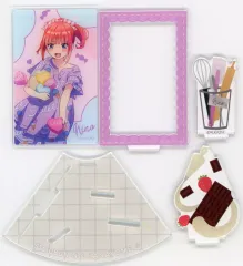 【中古】アクリルスタンド・アクリルパネル 中野二乃 アクリルシート付きジオラマスタンド 「五等分の花嫁* ～月夜の菓子工房～」