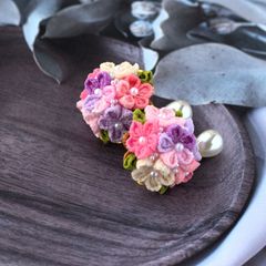 ❁つまみ細工芝桜Ａピアス ・おとなかわいい和風ピアス❁着物・和装・浴衣・小さなつまみ細工・ハンドメイドピアス・スタットピアス・ハンドメイドアクセサリー