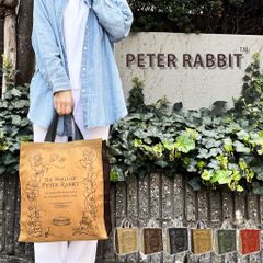 スクエアトートバッグ (M) 0647 [PETER RABBIT(TM) ピーターラビット(TM)] 軽量 A4 買い物 底板付き スクエア型 サブバッグ お稽古 うさぎ