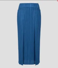 PLEATS PLEASE 2024年8月　JO123 新品未使用　サイズ3 PLEATS PLEASE 2024年8月 JO123 新品未使用 サイズ3 - メルカリ