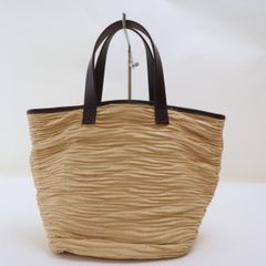 PLEATS PLEASE】 変形 トライアングル ハンドバッグ - メルカリ
