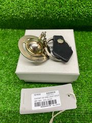 ●Vivienne Westwood　ヴィヴィアンウエストウッド　キーリング　金属部分に傷あり　箱あり　留め具欠品　中古　u250710_10