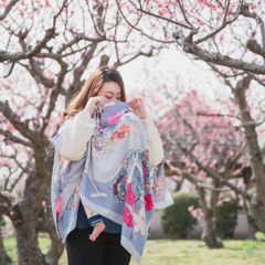 新品 大判スカーフ ブルー 花柄 360度カバー ポンチョ 授乳ケープ 新品 大判スカーフ ピンク 花柄 360度カバー ポンチョ 授乳