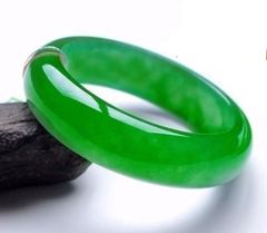 鑑別書付き》氷種・天然翡翠ヒスイ(Jadeite)ジェダイトバングル - メルカリ