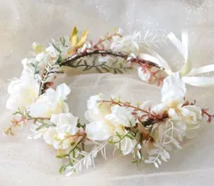 キッズ 髪飾りベビー髪飾り　ヘアバンド　カチューシャ　ホワイト　花かんむり　花冠