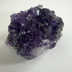 【E30732】 ウルグアイ産 アメシスト 天然石 鉱物 原石 パワーストーン 紫水晶 アメジスト