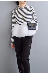 フリル付き黒半袖シャツ　bibiy 正規品 フリル付き黒半袖シャツ bibiy 正規品