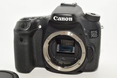 250231★ほぼ新品★ Canon デジタル一眼レフカメラ EOS70D ボディ ブラック EOS70D