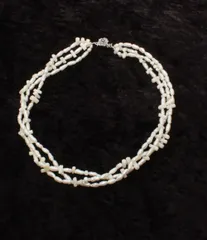 美品 3連チョーカー ネックレス 淡水パール レディース