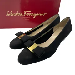 未使用品 Salvatore Ferragamo フェラガモ パンプス スウェード リボン付き ブラック サイズ36B 箱付き