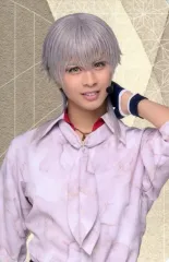 【中古】キャラカード 岡宮来夢(鶴丸国永) ランダムふぉとカード(祝玖寿 乱舞音曲祭ver.) 「ミュージカル『刀剣乱舞』 祝玖寿 乱舞音曲祭」 追加グッズ