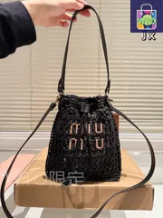 2025年最新】miumiu バッグ 白の人気アイテム - メルカリ