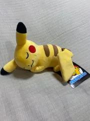 新品　ポケモンセンターオリジナル　おねむりピカチュウ