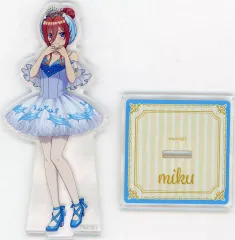 【中古】アクリルスタンド・アクリルパネル 中野三玖 キラキラアクリルスタンドフィギュア 「くじ引き堂 TVスペシャルアニメ 五等分の花嫁* バレリーナくじ」 B-3賞