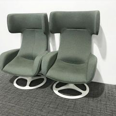 オカムラ ライブス ワークヴェールタイプ ミーティングチェア 2脚