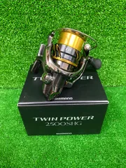 ま*〜様 20ツインパワー2500SHG　新品替スプール付き、木製ノブ、スタンド ま*〜様 20ツインパワー2500SHG 新品替スプール付き、木製ノブ