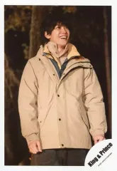 【中古】生写真(ジャニーズ) King ＆ Prince/神宮寺勇太/膝上/LIVE DVD＆Blu-ray「King ＆ Prince CONCERT TOUR 2020 ～L＆～」特典映像オフショット/公式生写真