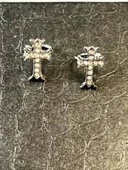 即購入OK！ イヤーカフ シルバー クロス未使用 即日発送 匿名配送ok