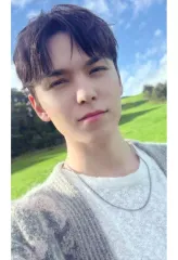 【中古】コレクションカード(男性) SEVENTEEN/バーノン(VERNON)/CD「消費期限」UNIVERSAL MUSIC STORE SEVENTEEN [RIGHT HERE] WORLD TOUR IN JAPAN福岡会場来場者限定予約キャンペーン