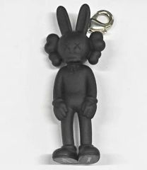 KAWS TOKYO FIRST】ACCOMPLICE KEYHOLDER - メルカリ