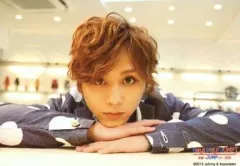 【中古】生写真(ジャニーズ) Hey! Say! JUMP/山田涼介/横型・バストアップ・衣装グレー白・両手重ね・背景白/Hey! Say! JUMP 全国へJUMPツアー2013