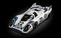 新品 Pocher 1/8 ポルシェ 917KH マルティニ エディション ダイキャストボディ組立キット HK122 [佐川急便]のサムネイル