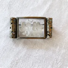 【フランス直輸入】美しく繊細なデザイン ヴィンテージブローチ