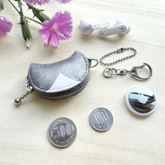 猫型コインケース　39グレー白 /濃シルバーメタリック白［超ミニ,ねこ,小銭入れ,AirTag/エアタグ入れ,コンパクト,シンプル,レザー,猫グッズ,極小］琉七