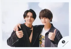 【中古】生写真(ジャニーズ) 美 少年/浮所飛貴・金指一世/横型・バストアップ/「少年たち あの空を見上げて」グッズオフショット/公式生写真