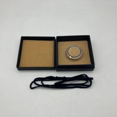 箱付き美品 ブルガリ ビーゼロワン 刻印ロゴ サークル シルバー キーリング 箱付き美品 ブルガリ ビーゼロワン 刻印ロゴ サークル シルバー