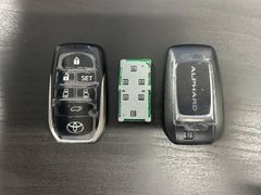 トヨタ　アルファード　スマートキー　007-AC0146