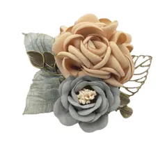 [レリカ] コサージュ 花 ブローチ 卒業式 入学式 フォーマル パーティ 記念日 胸飾り 結婚式 アクセサリー レディース フラワー 卒園式 用 バラ 女性 母 贈り物 プレゼント 結婚 二次会 成人式 大きめ 黒 白 発表会 親族 リボン  [シャンパン]