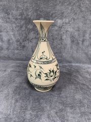 ★ 一輪挿し　花瓶　白磁牡丹紋花器　染付　手書き　花入　ベトナム 茶道具