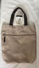 【新品タグ付き】ファスナートートバッグ Mサイズ（ベージュ×ブラウン）