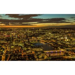 絵画風 壁紙ポスター (はがせるシール式) シティ・オブ・ロンドン パノラマ夜景 テムズ川 イングランド イギリス UK キャラクロ LND-003W1 (ワイド版 921mm×576mm) ＜日本製＞ ウォールステッカー お風呂ポスター