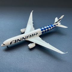 marimekko for finnair フィンエアー 1:250 模型 レア・機内限定】マリメッコ フィンエアー A340 模型 - メルカリ