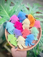 イカ モチーフ ぬいぐるみ かぎ針編み キーホルダー バッグチャーム