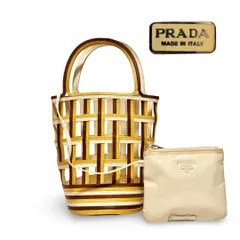 2024年最新】プラダ レディース かごバッグの人気アイテム - メルカリ 