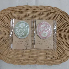 インド刺繍リボンのパッチンピン