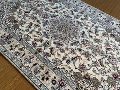 Yüksel Carpet シルク・バンブー ラグ - メルカリ
