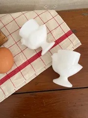 フランス ヴィンテージ 白陶器 エッグスタンド4個(2) French Vintage Pair Egg Stand / フランス製ミルクガラス