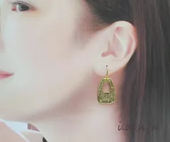 韓国風 ピアス レディース 真鍮製 37mm ゴールド シルバー 上品 大人可愛い カジュアル シンプル 小さめ 軽量 アンティーク風 フック式 アクセサリー 金属アレルギー対応風 プレゼントにも ゴールド