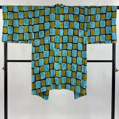 【美品】 羽織 身丈105.5cm 裄丈69cm L 幾何学 地紋 水色 正絹 逸品 【中古】