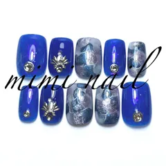 現品限り ブルー＆マグネット天然石風ネイルチップ ハンドメイド ショート ジェルコート済