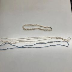 イミテーション パール風ネックレス　極小不揃い粒　三連