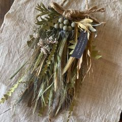 季節の贈り物　farmersタペストリー　ドライフラワー