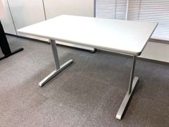 オカムラ　8177シリーズ　幅1200　奥750　高700　会議テーブル　ミーティング　商談　デスク　作業台　休憩室　ホワイト　事務用　オフィス家具