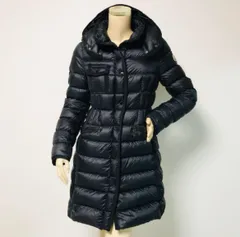 MONCLER★モンクレール・HERMINE レディース ブランドアイコンワッペン フード付き グログランパイピング ボタン ダブルジップ比翼仕立て ダウンコート(1)ブラック レディースダウンジャケット カジュアル ジャケット 秋冬物