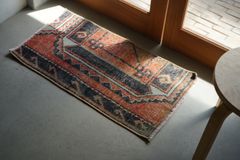 ヴィンテージラグ トルコ ドアサイズ 87 × 47 cm No.TR2555